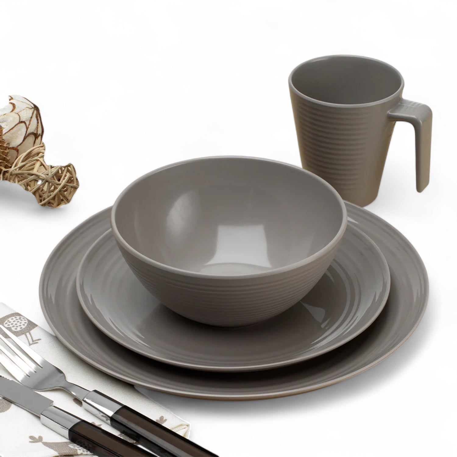 Flamefield Seramika Latte serviesset 16-delig – klassiek grijs melamine servies