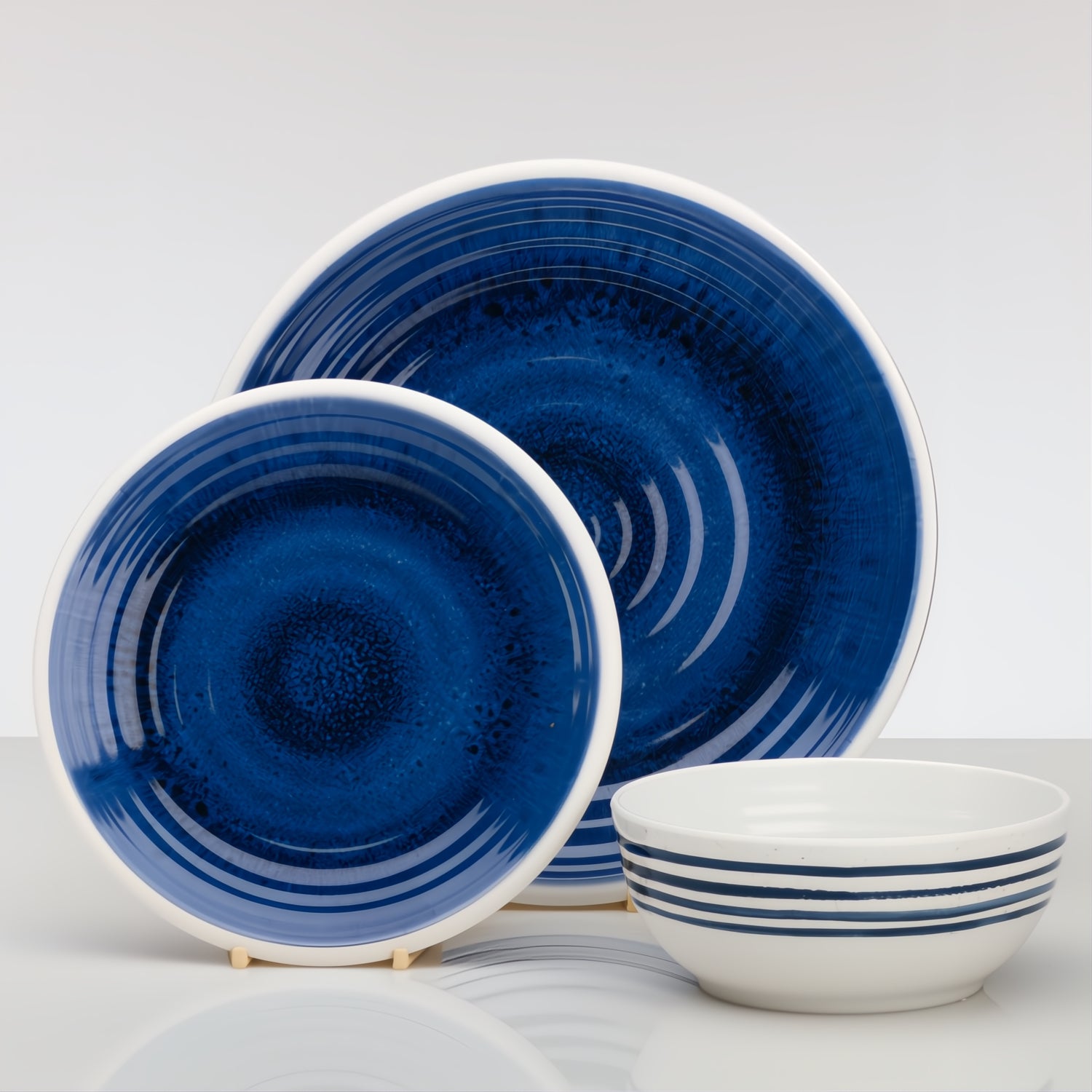 Flamefield onbreekbaar servies Azure blauw met wit AZ0112