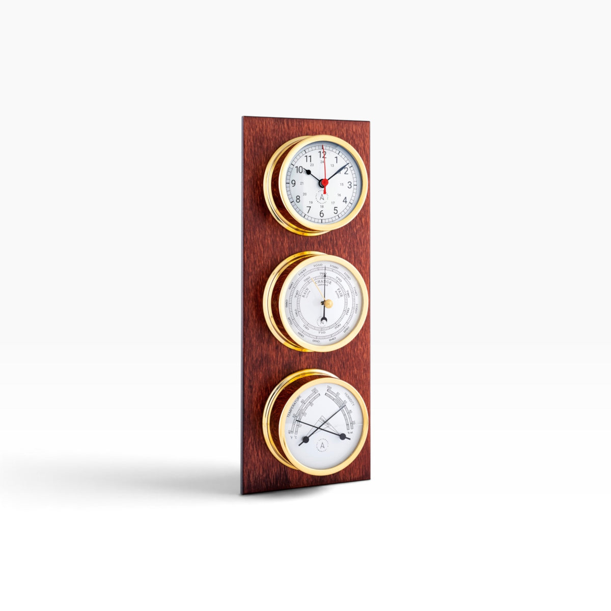 Autonautic atlantic 95 EG hout met gouden instrumenten verticaal gepresenteerd met een schaduw