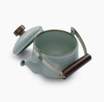 Barebones Enamel Theepot open