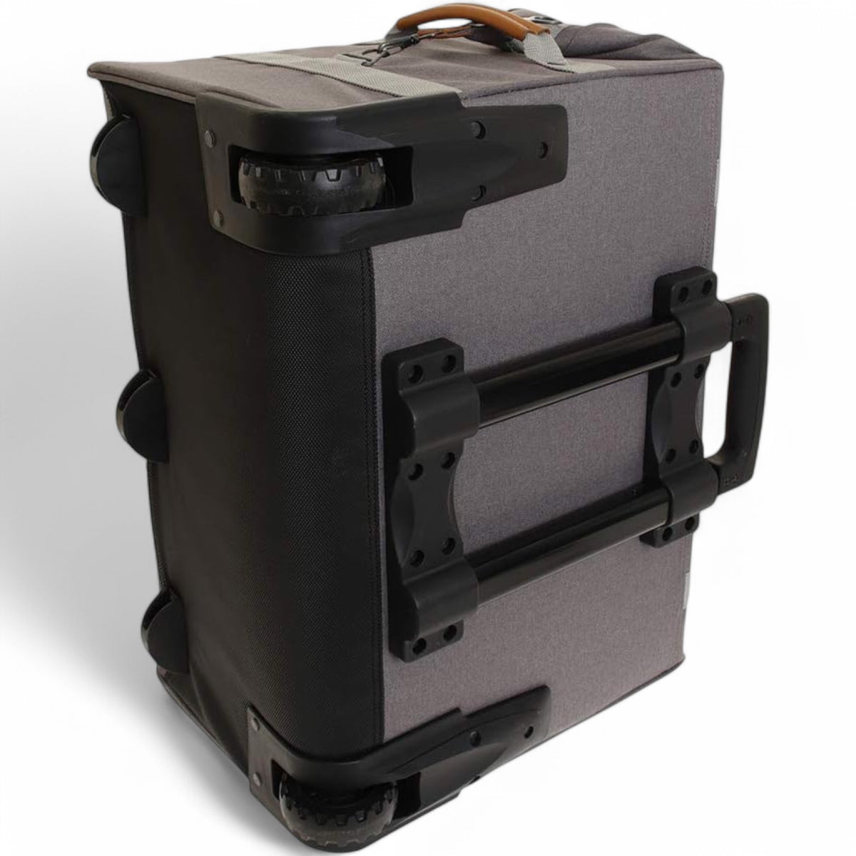 Barebones Porter Rolling Cooler schuin achterkant en onderkant