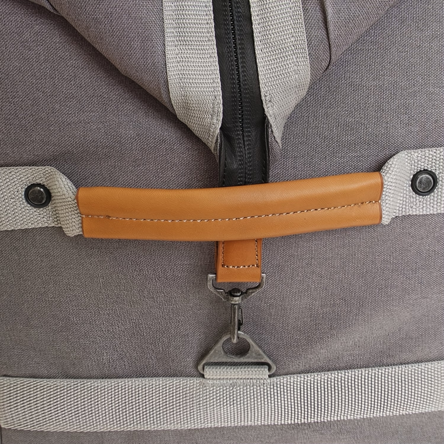 Barebones Porter Rolling Cooler close-up van handvat detailfoto