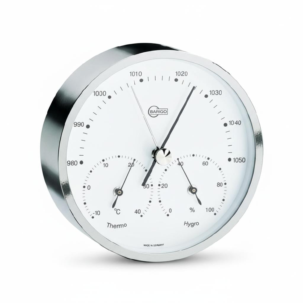 Barigo 101.3 weatherstation from the front with white background