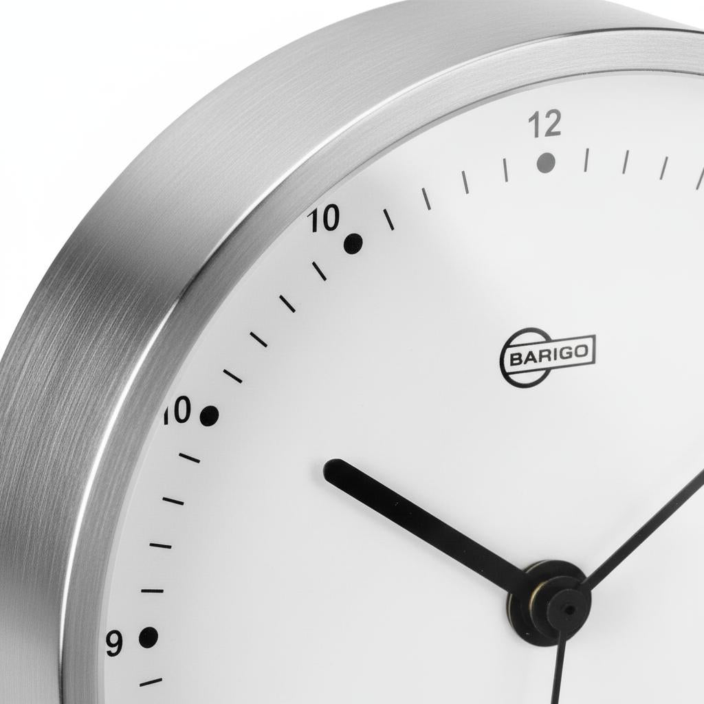 Barigo 601.1 clock closeup