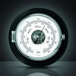 Barigo Captain barometer met thermometer Ø210 mm – mahonie messing uitvoering 1585CR in een luxe sfeerbeeld met een donkere achtergrond
