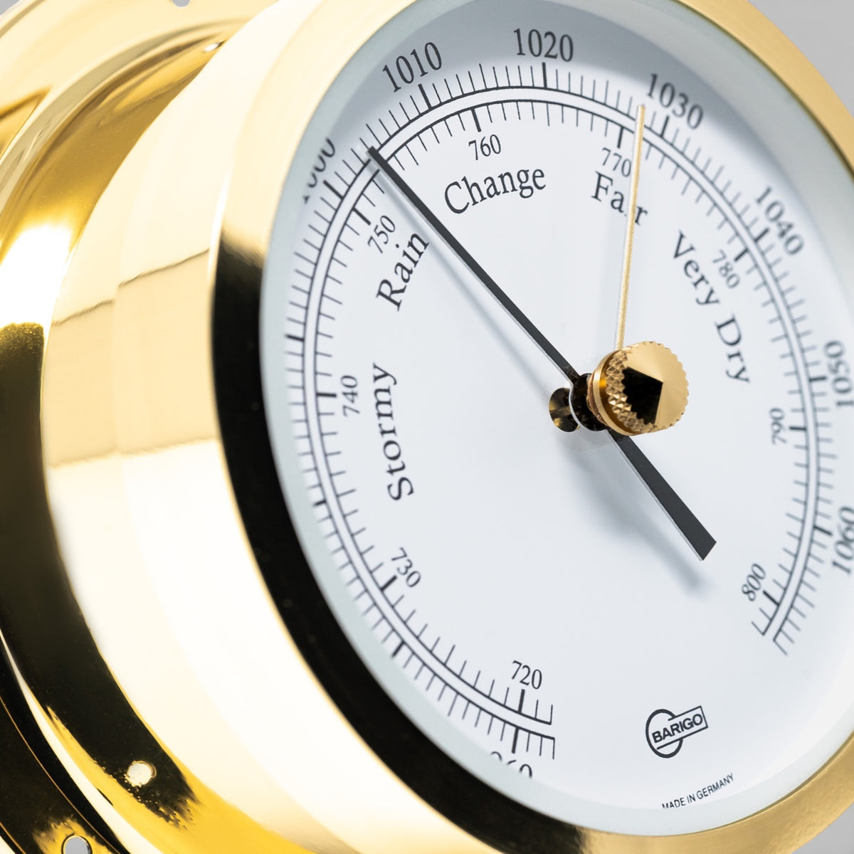 Barigo Star barometer 110 mm – klassiek en nauwkeurig, 1185MSingezoomd op witte wijzerplaat met messing behuizing