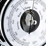 Barigo Viking barometer chroom kleur, aneroïde, klassiek, met open wijzerplaat, vooraanzicht ingezoomd