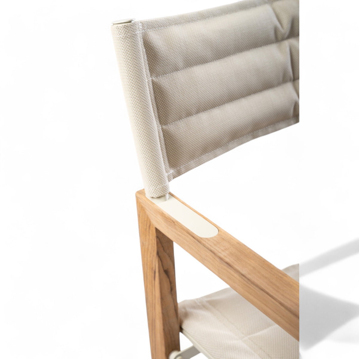 Design regisseursstoel The Square - teakhout, inklapbaar Linen creme wit ingezoomd detail leuning en rugzitting