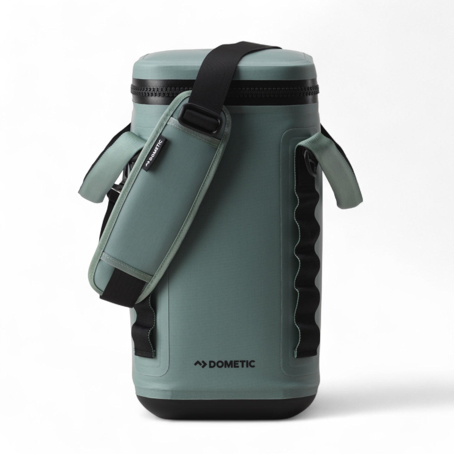 Dometic PSC9 Soft Cooler – volledig in beeld met waterdichte ritssluiting, schouderband en handige zijstrips, in kleur Moss