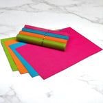 Flamefield Camper Smiles – Set van 4 Placemats (30 x 45 cm) op marmeren tafel