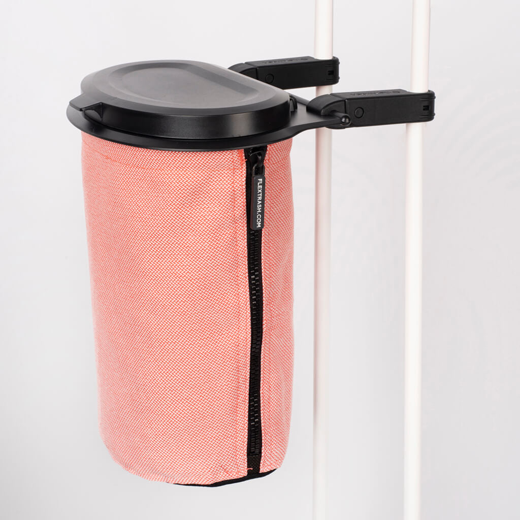 Flextrash Flipclip – easy attachment to the headrest of your car – Studio Maritime
