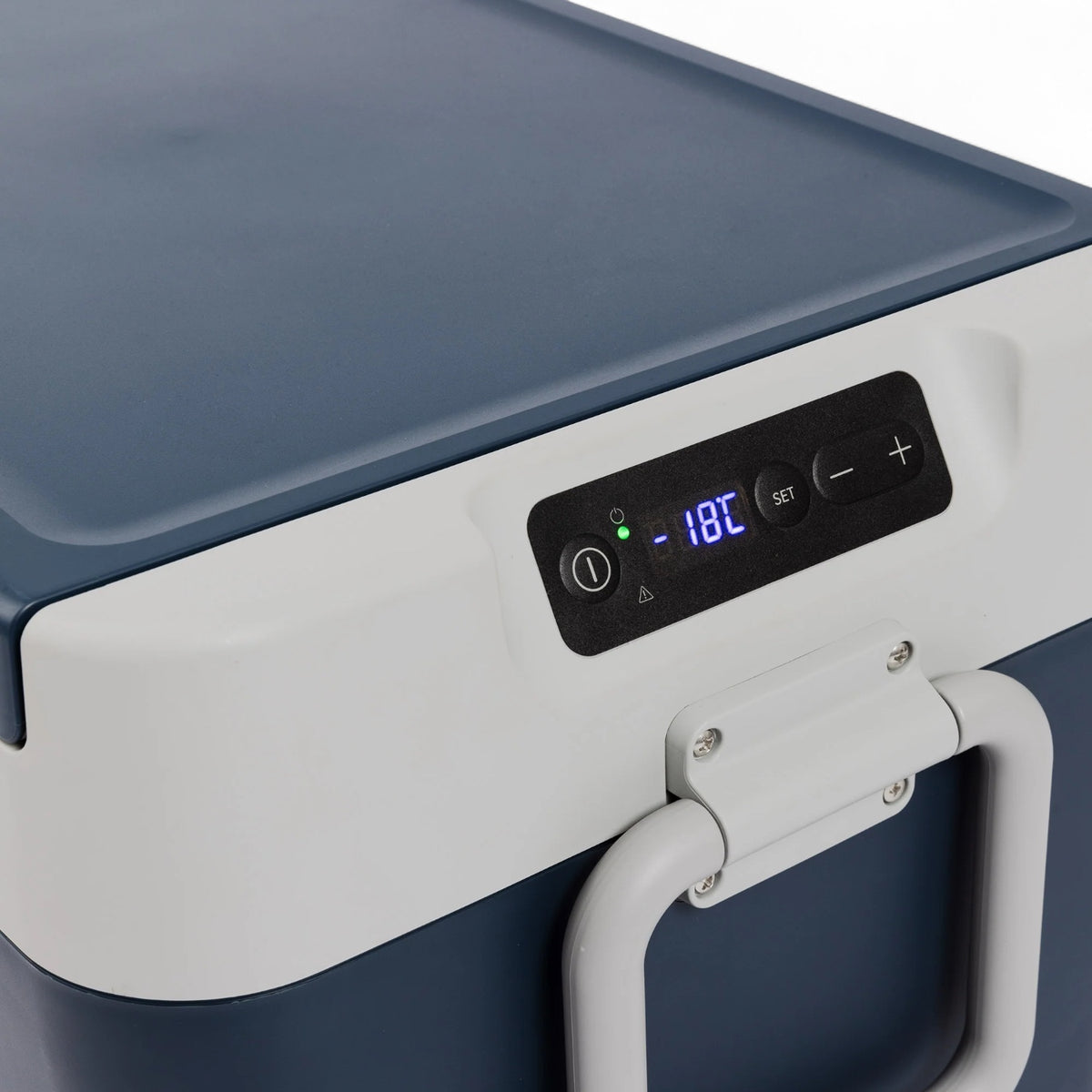 Igloo ICF 32 Iceless Koelbox – 32L  close up van digitaal display