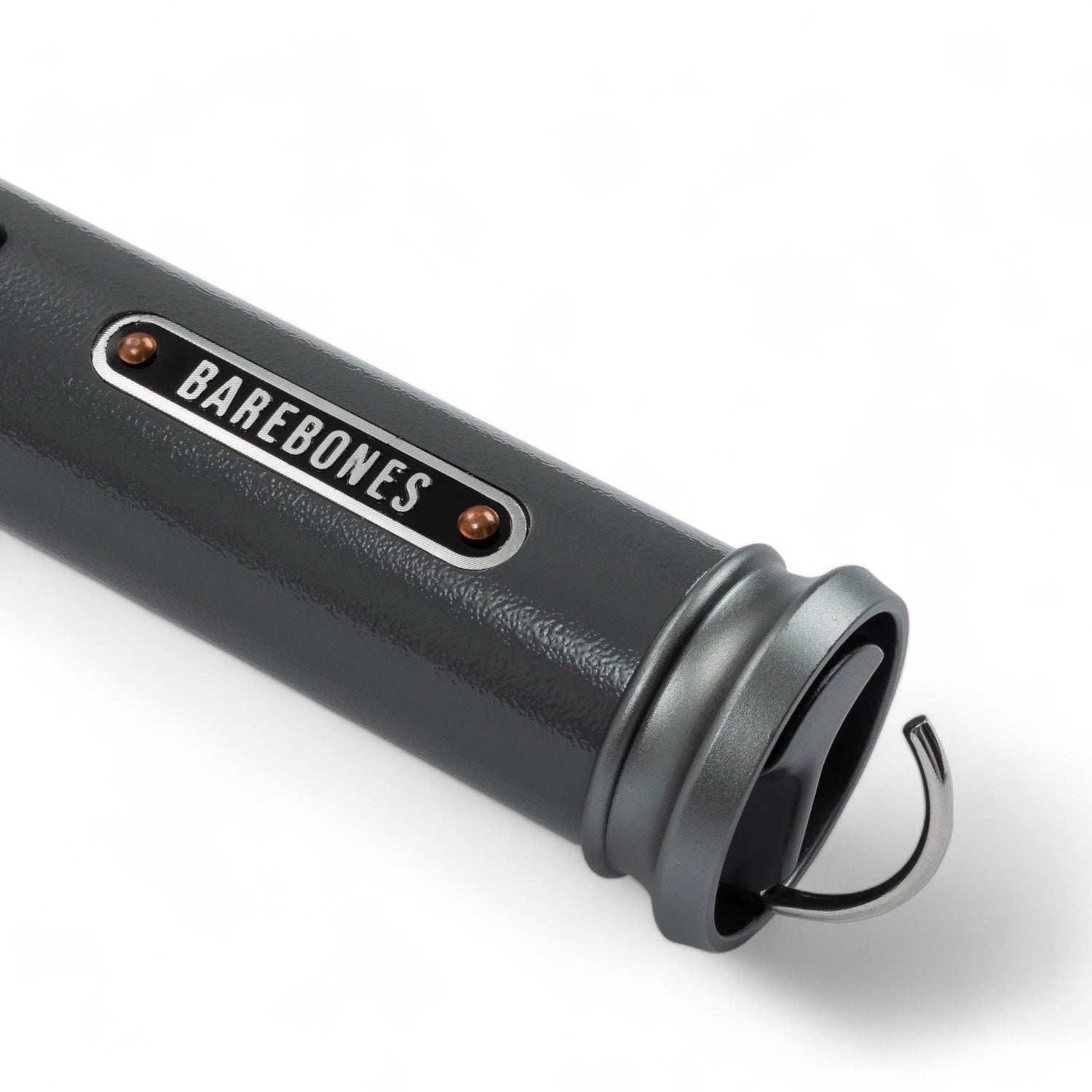 Barebones Vintage Zaklamp – Oplaadbaar met USB, Telescopische Lens, LIV-257_VintageFlashlight-Gunmetal detailfoto ophangbeugel