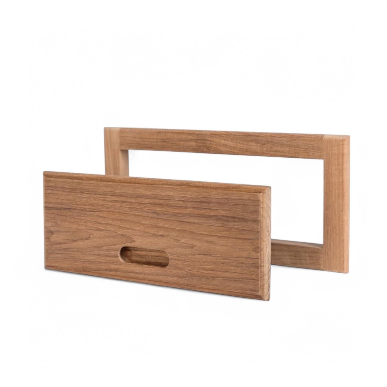 Ladefront met kozijn - teak, duurzaam, ongeolied front plus frame in beeld