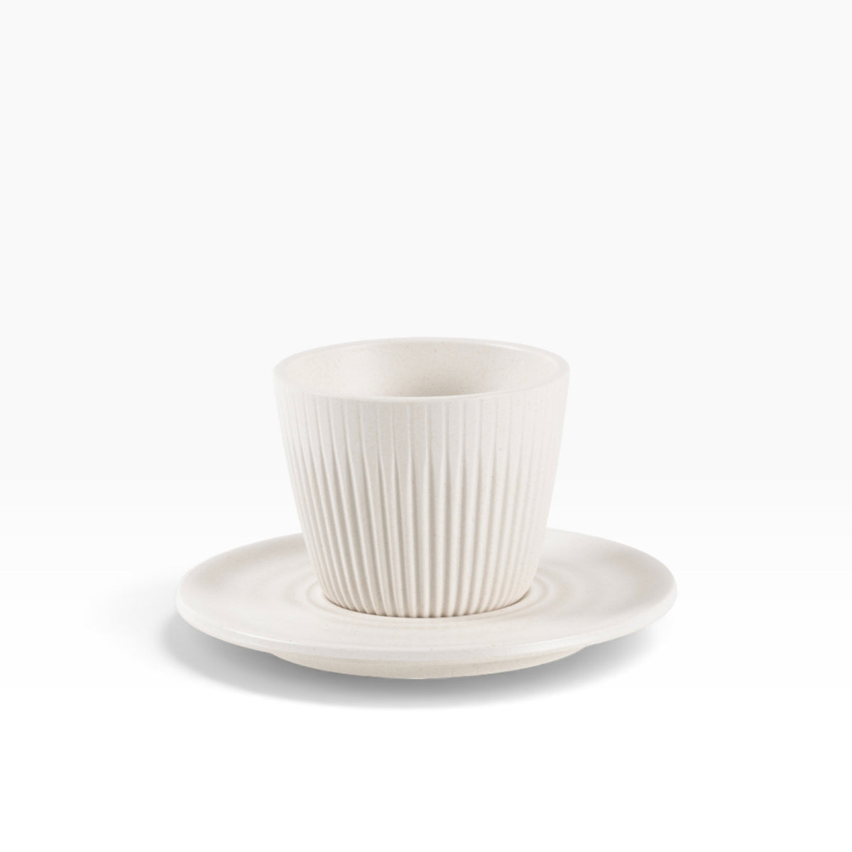 Lalai espresso kopje en schotel 70 ml product foto wit met spijkkels en ribbelstructuur 