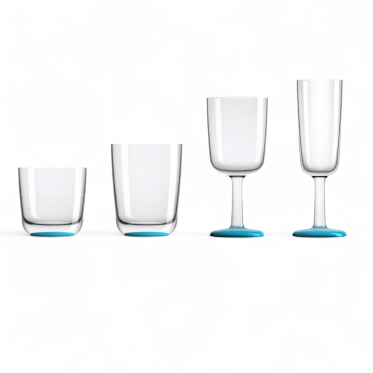 Marc Newson champagne flute 180 ml – onbreekbaar design, antislip, met vivid blauwe voet waterglas, whiskeyglas, wijnglas en champagne flute op een rij