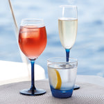 Marine Business wijnglas Party blauwserie met drankjes erin, een wijnglas, prosecco flute en waterglas met blauwe voet