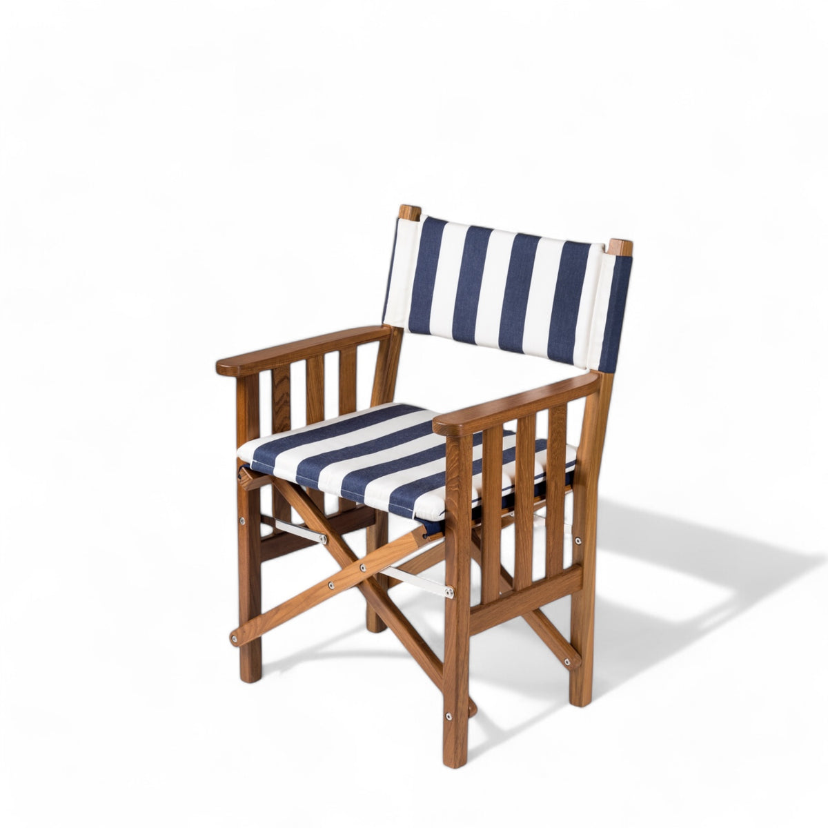 Regisseursstoel_II_deluxe_geolied_teak_met_een_luxe_blauw_witte_luxe_kussen_set