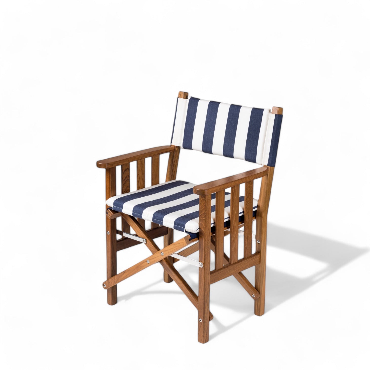 Regisseursstoel_II_deluxe_geolied_teak_met_een_luxe_blauw_witte_luxe_kussen_set