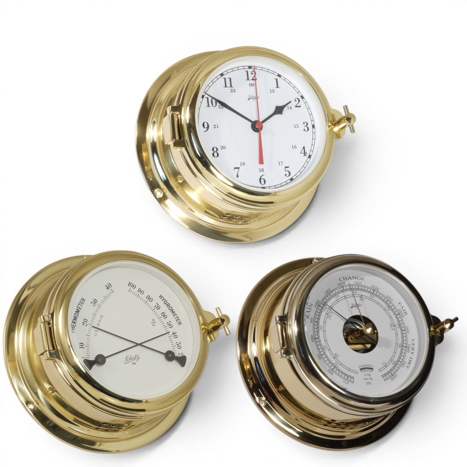 Schatz Midi 3-delige klokkenset in messing bestaande uit een Quartz scheepsklok met een arabische wijzerplaat, een high sensitive barometer en een comfortmeter.