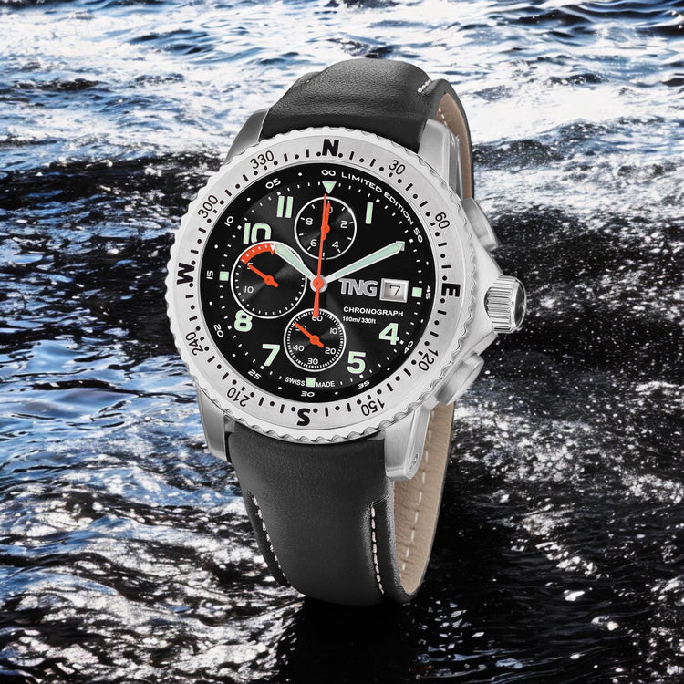 TNG_Baltic_Cup_43mm_-black_Dial_black_strap_in_the_water