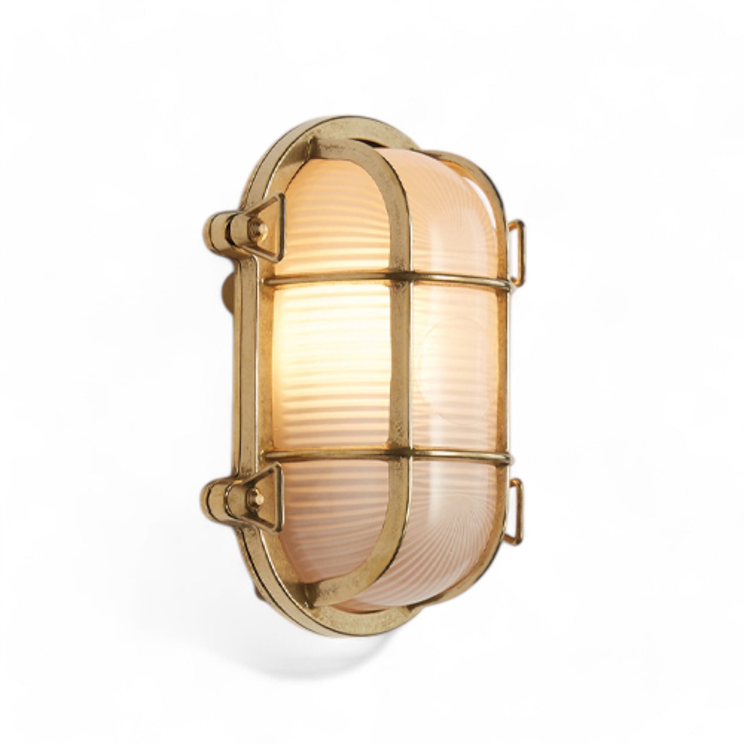 Waterdichte_ovale_nautische_buitenlamp_met_draadrooster_van_Foresti_en_Suardi_messing_zijaanzicht