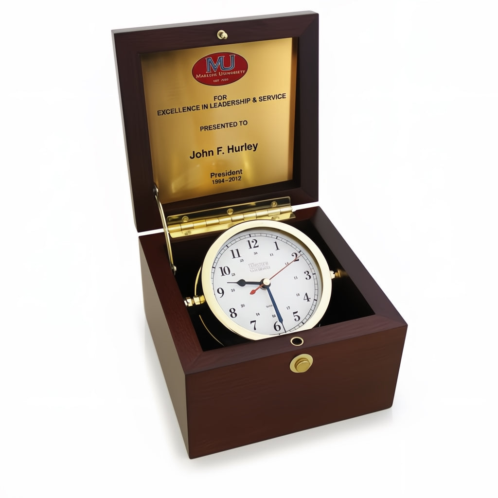 Weems & Plath Box Alarm klok – messing in mahonie kleur kist met gegraveerde plaat