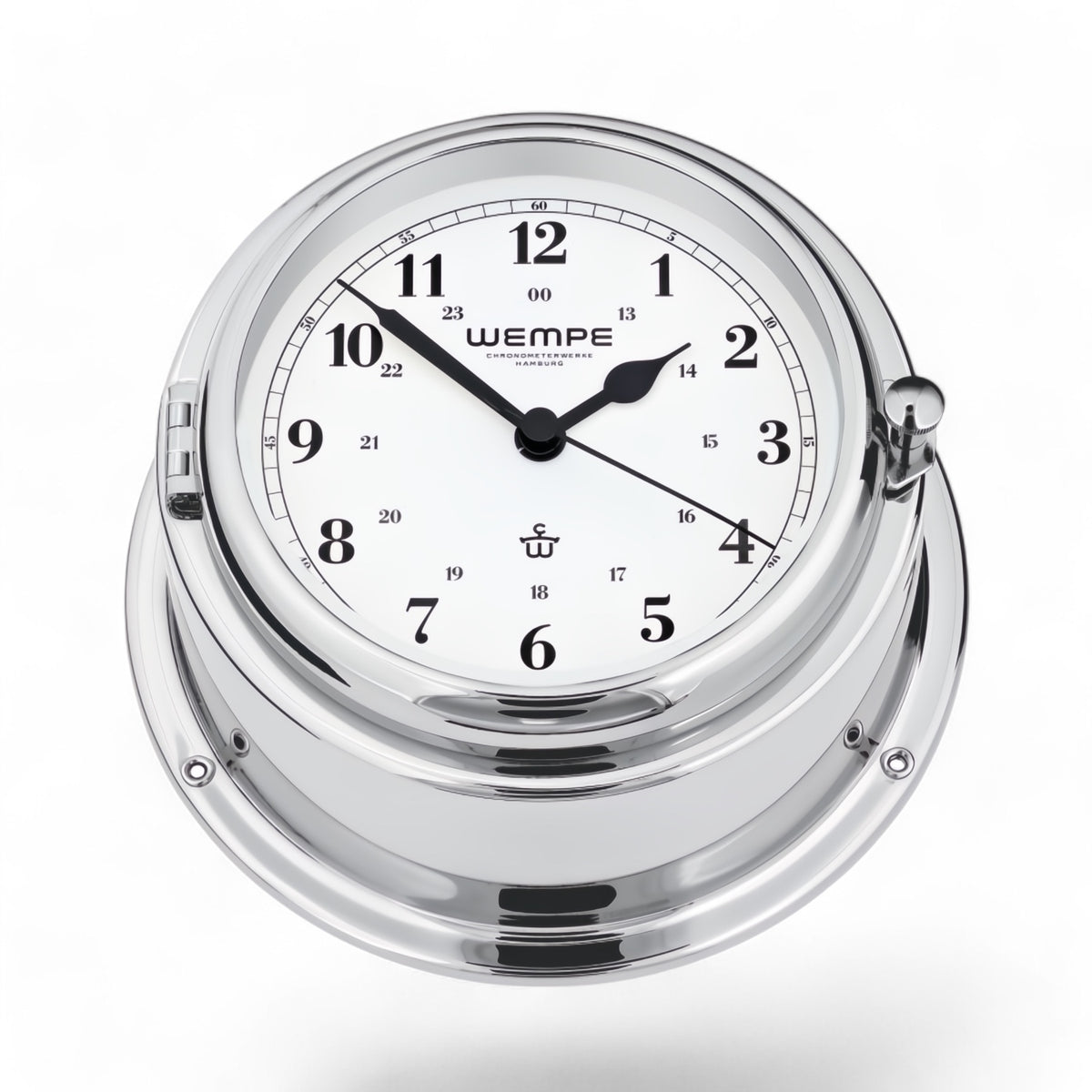 Wempe Bremen II verchroomd messing scheepsklok 150 x 75 mm – frontopening, witte wijzerplaat, quartz uurwerk met Arabische cijfers