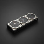 Wempe Commander CW560001 met een zwarte achtergrond